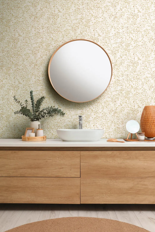 Subtle Botanical Leaf and Vine Wallpaper