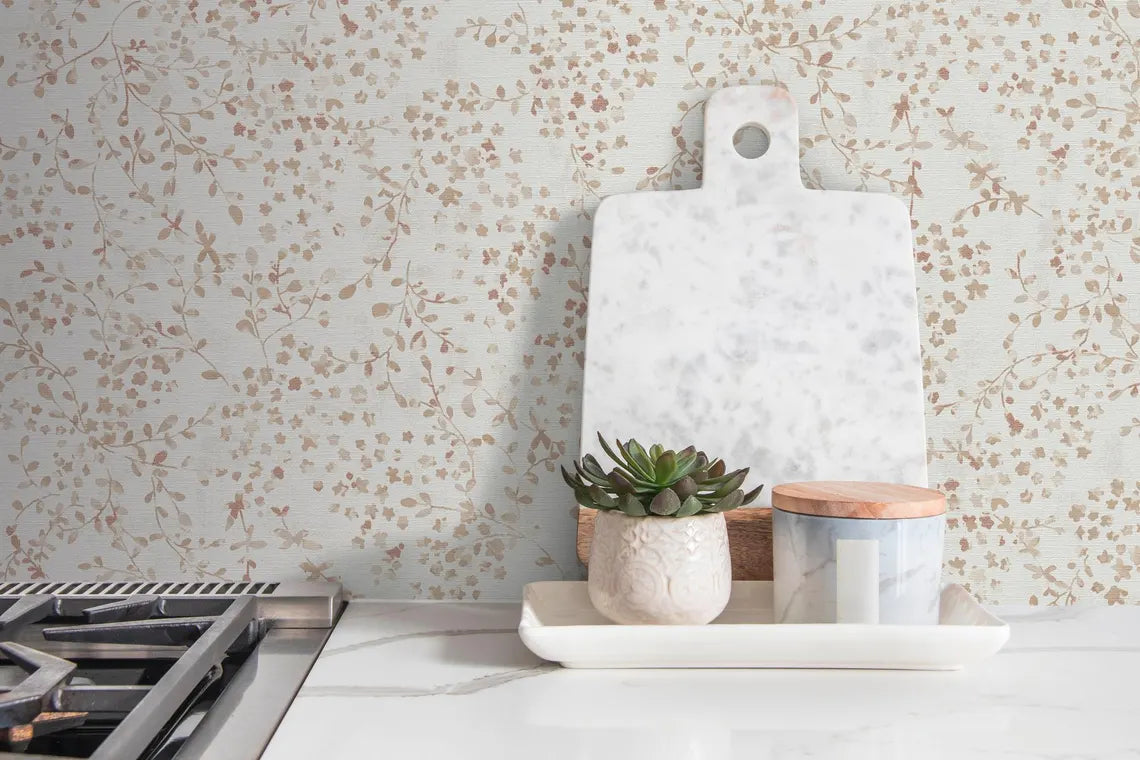 Subtle Botanical Leaf and Vine Wallpaper